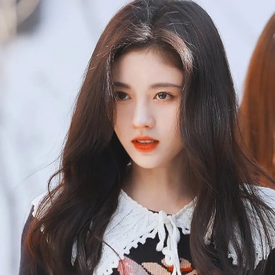 美女荒野逃亡